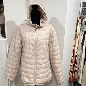 Women's Light Tan Quilted Puffer Jacket